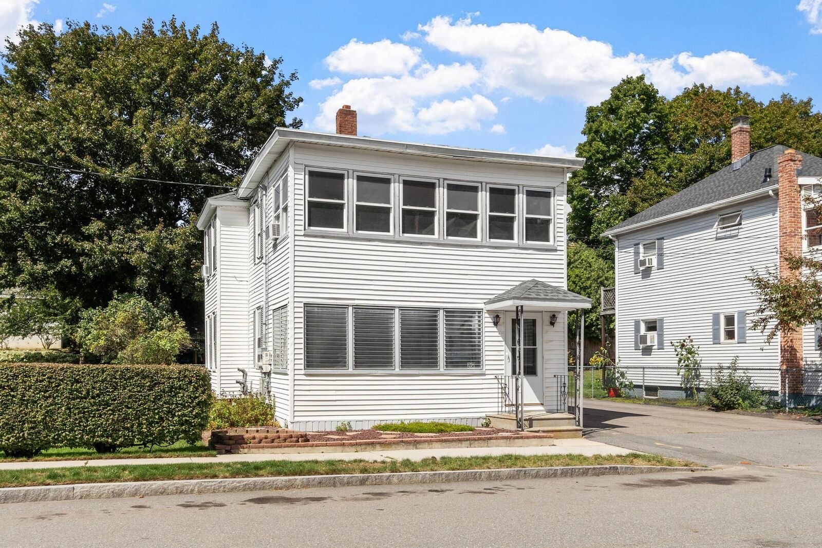 Property Photo:  262 Oak Street  MA 01510 