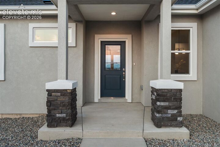 Property Photo:  1258 N Kirkwood Drive  CO 81007 