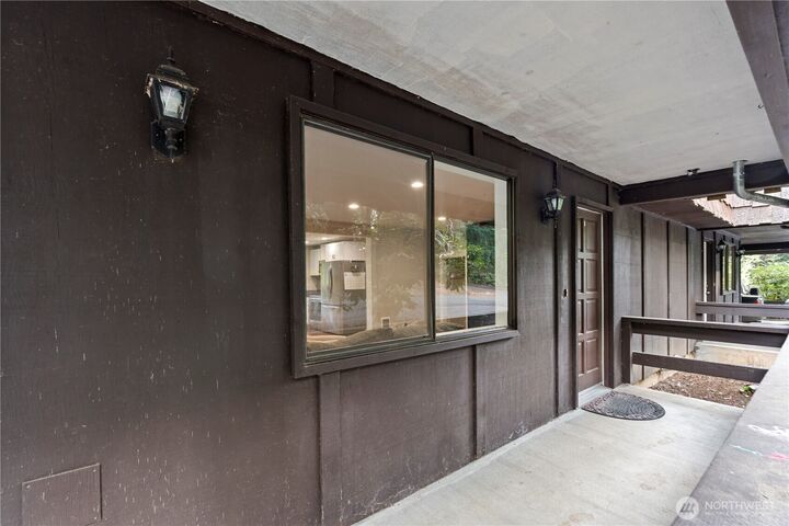 Property Photo:  168  Chilvers Road E & F  WA 98532 