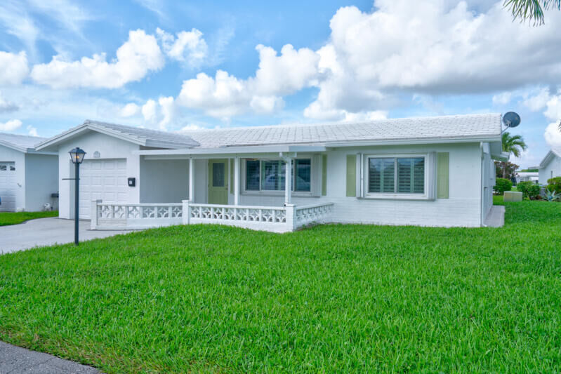 Property Photo:  2198 SW 12th Avenue  FL 33426 