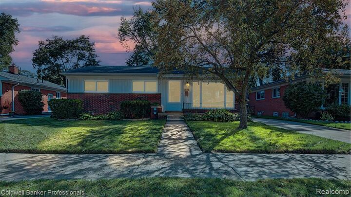 Property Photo: 626 Fairway Drive MI 48073