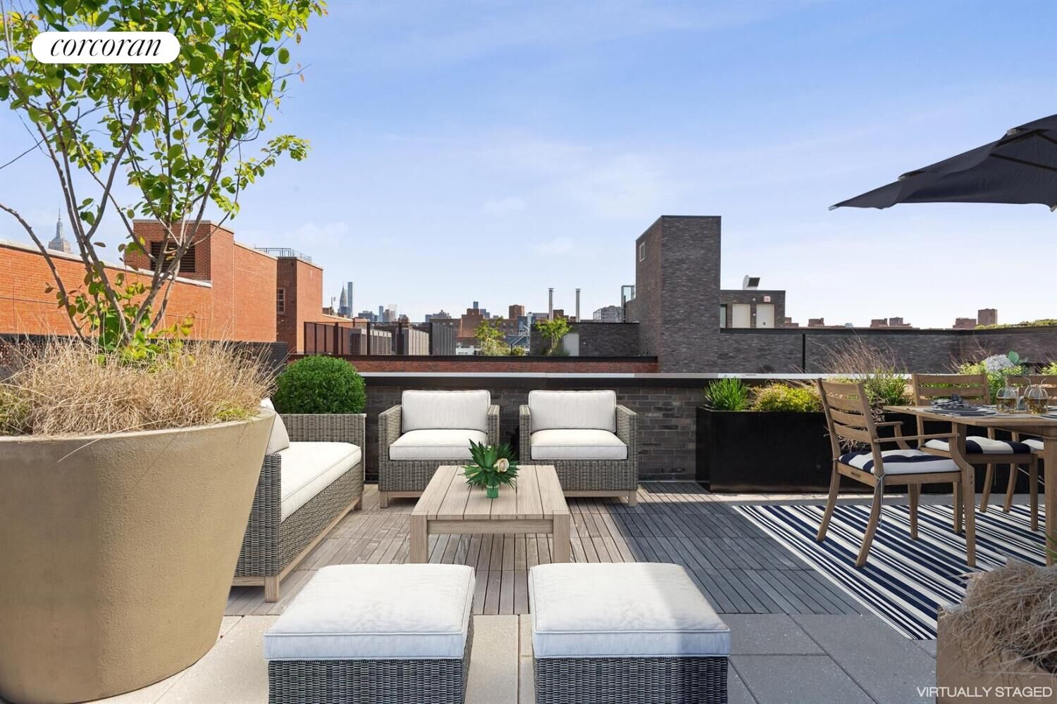 Property Photo:  438 E 12th Street Phh  NY 10009 