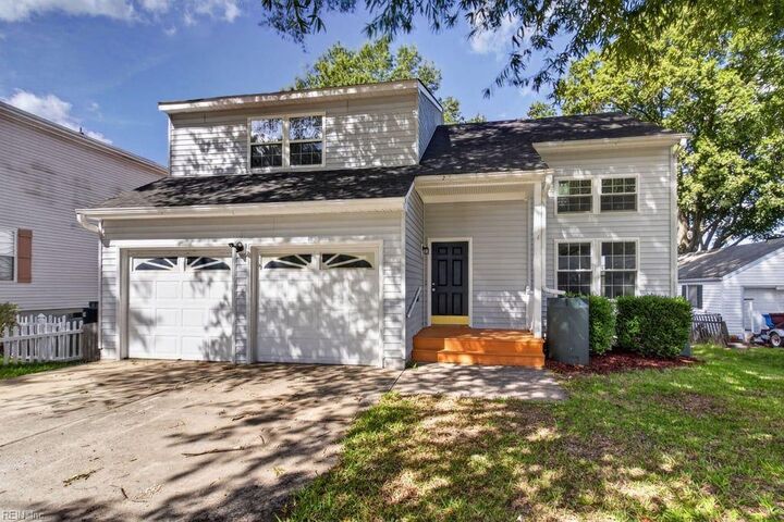 Property Photo:  1337 Walnut Ave  VA 23325 