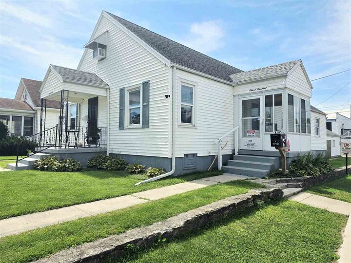 Property Photo:  1100 S 9th Street  IN 47374 