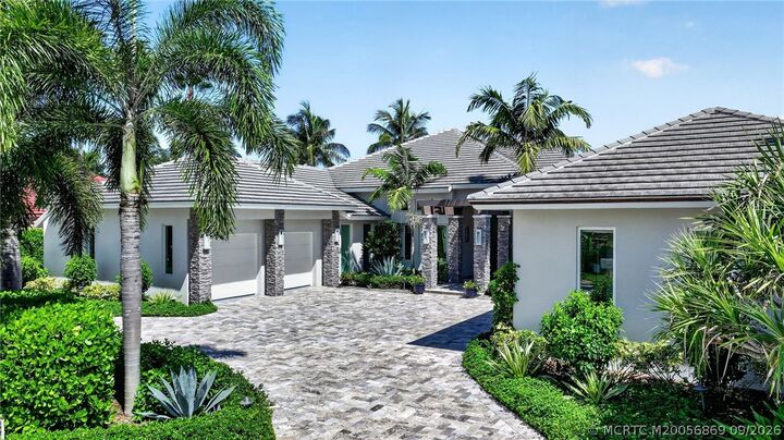 Property Photo:  7037 SE Harbor Circle  FL 34996 