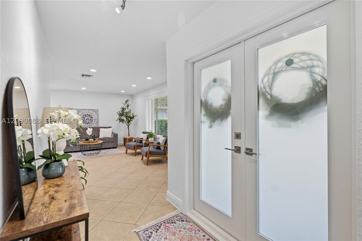 Property Photo: 7311 Sabal Dr FL 33014