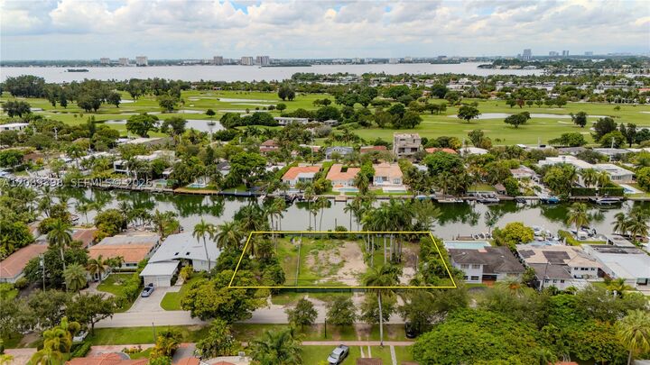 Property Photo:  1415 Marseille Dr  FL 33141 