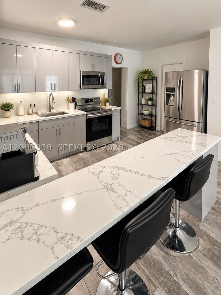 Property Photo:  300 SW 69th Ave  FL 33144 