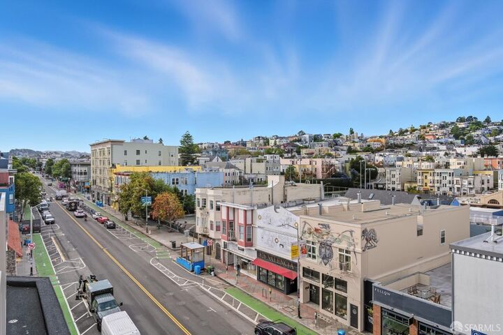 Property Photo:  811 Valencia Street 601  CA 94110 