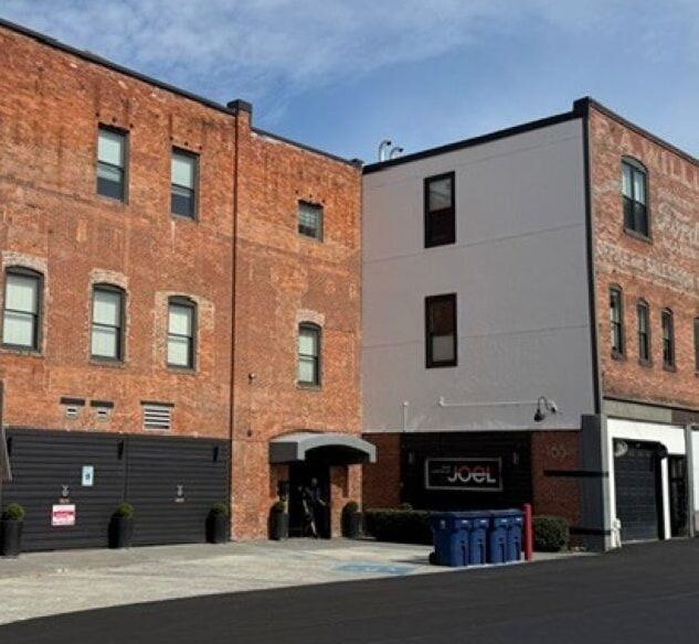 Property Photo: 165 S Post St 201 WA 99201