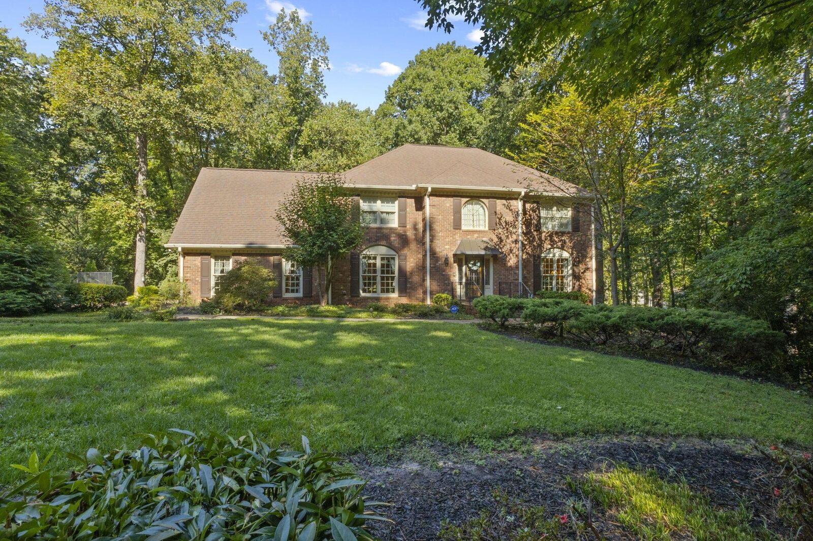 Property Photo:  1228 Shadowood Drive  SC 29301 
