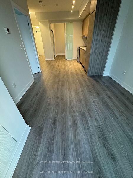 Property Photo:  4130 Parkside Village Drive 1603  ON L5B 3M8 