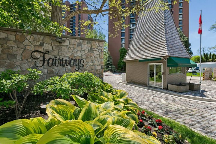 Property Photo:  1400 Dixie Road 609  ON L5E 3E1 