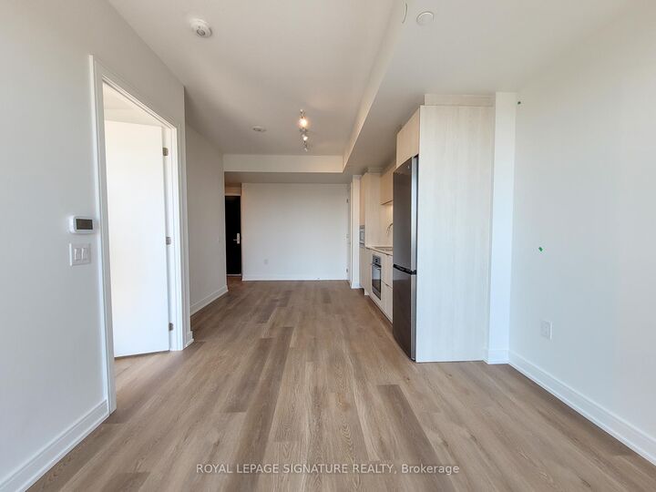 Property Photo:  3009 Novar Road 1507  ON L5B 0P9 