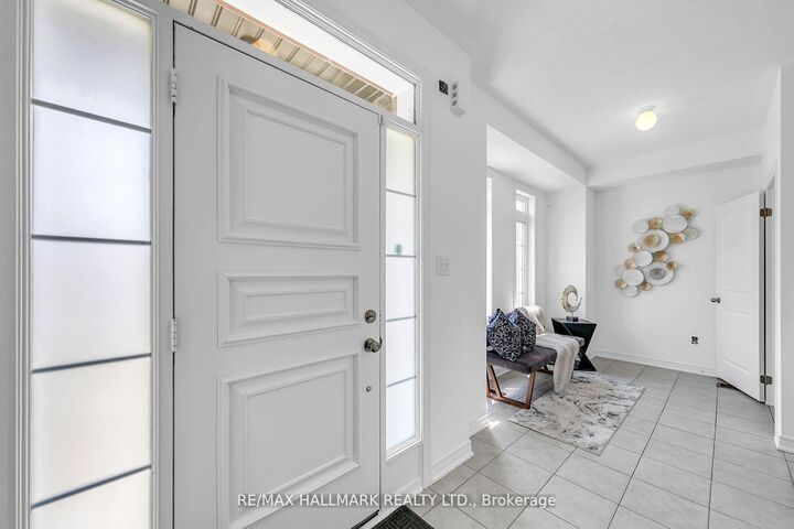 Property Photo:  284 King Road  ON L4E 1H3 