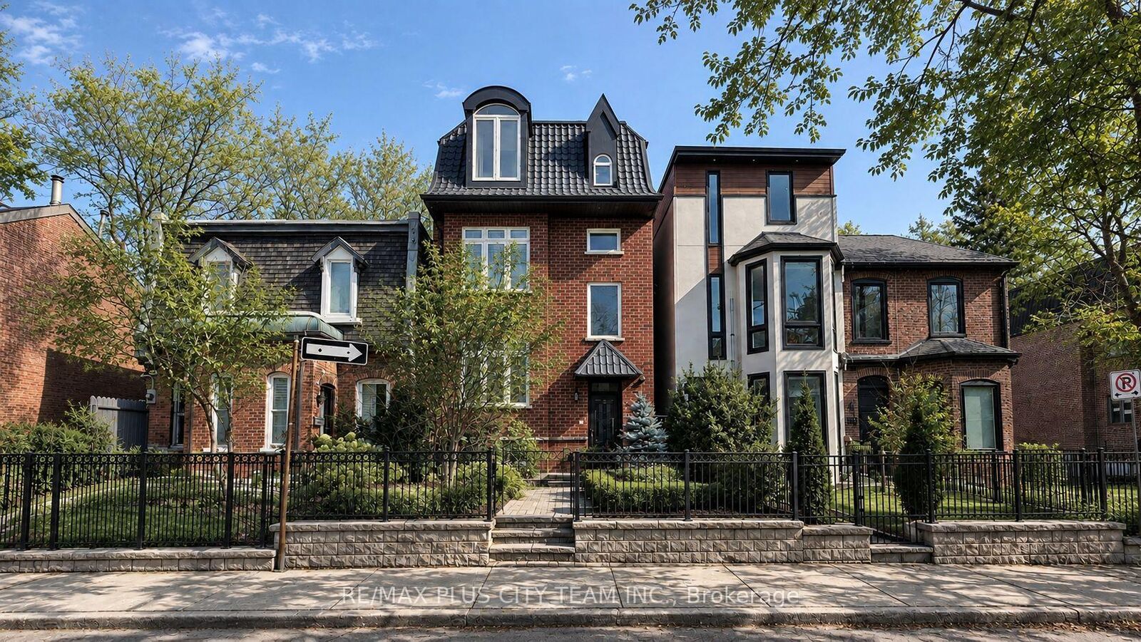 Property Photo:  381 Ontario Street 2  ON M5A 2V8 