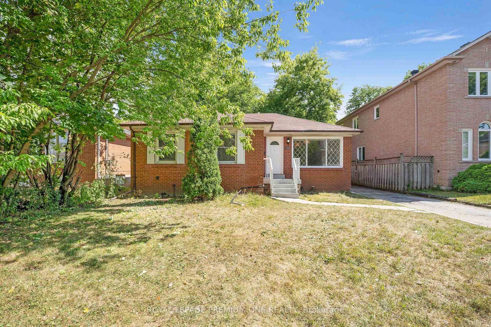 Property Photo:  139 McKee Avenue Main Level  ON M2N 4C5 
