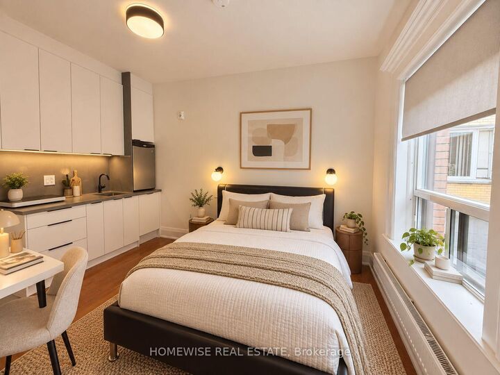 Property Photo:  5 High Park Boulevard 105  ON M6R 1M5 