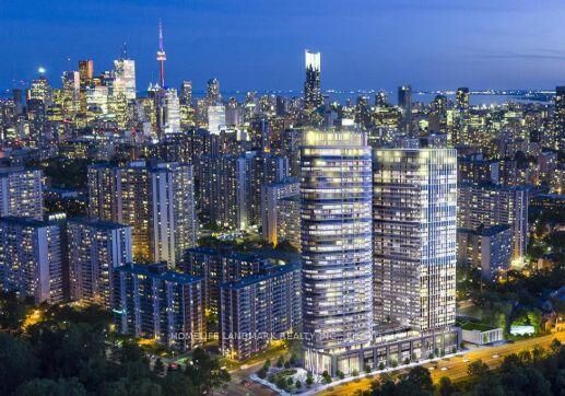 Property Photo:  585 Bloor Street E 2319  ON M4W 0B3 