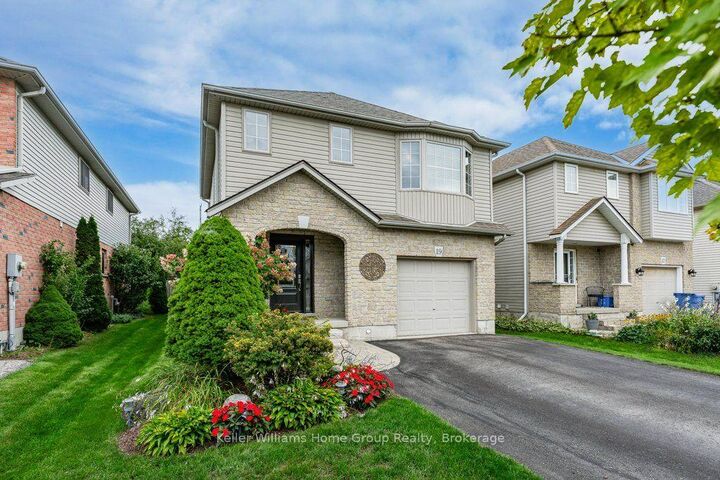 Property Photo:  19 Peglar Crescent  ON N1M 3T2 