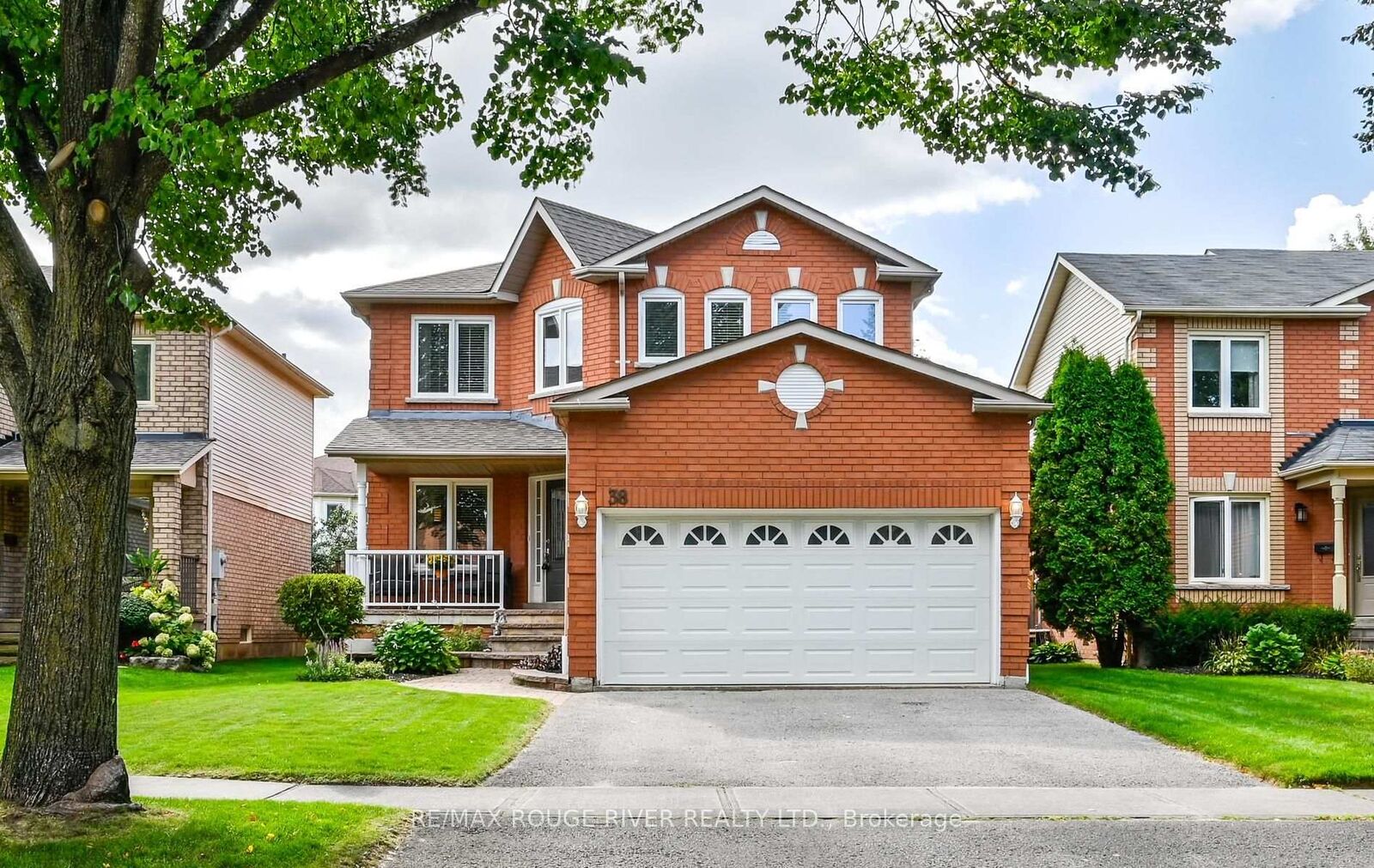 Property Photo:  38 Brownell Street  ON L1R 2E9 