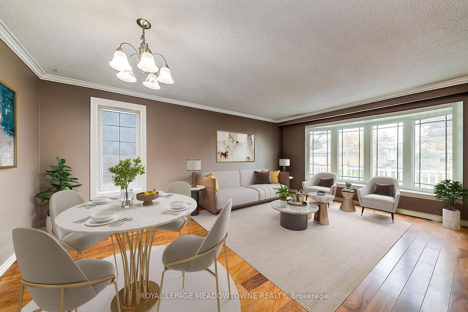 Property Photo:  8 Midhurst Drive  ON M9V 1Z7 