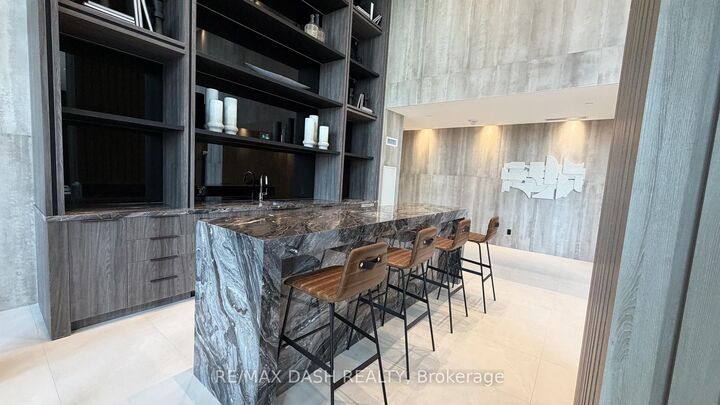 Property Photo:  6 Flavelle Trail 2319  ON L4L 0M8 