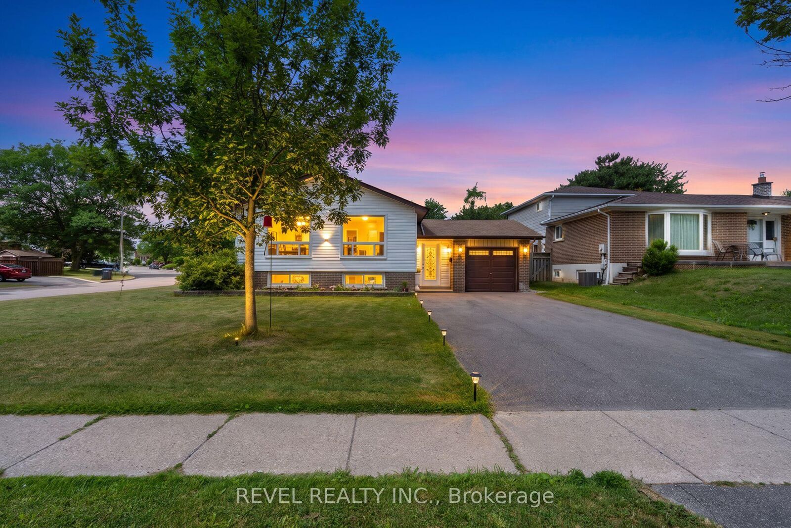 Property Photo:  383 Bartley Bull Parkway  ON L6W 2M1 