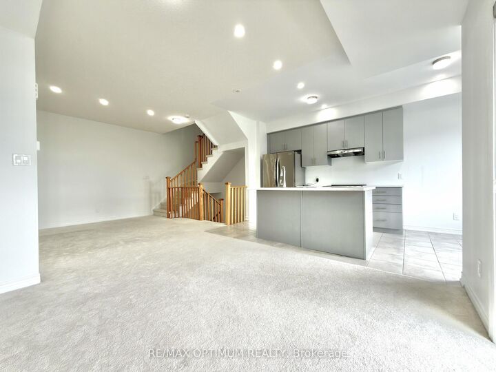 Property Photo:  406 Chaffey Street  ON L3B 0K4 