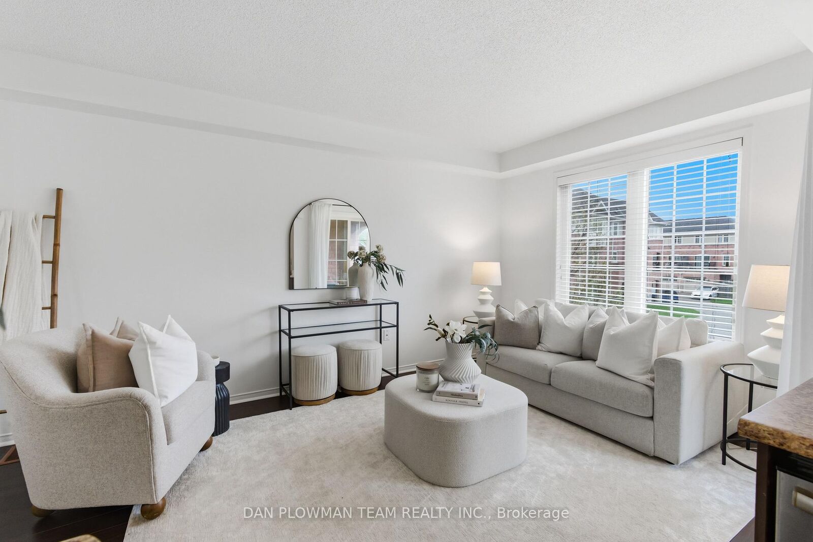 Property Photo:  23 Blunden Road  ON L1Z 0K9 