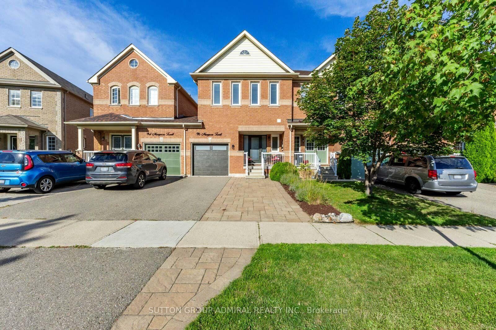 Property Photo:  96 Niagara Trail  ON L7G 0A8 
