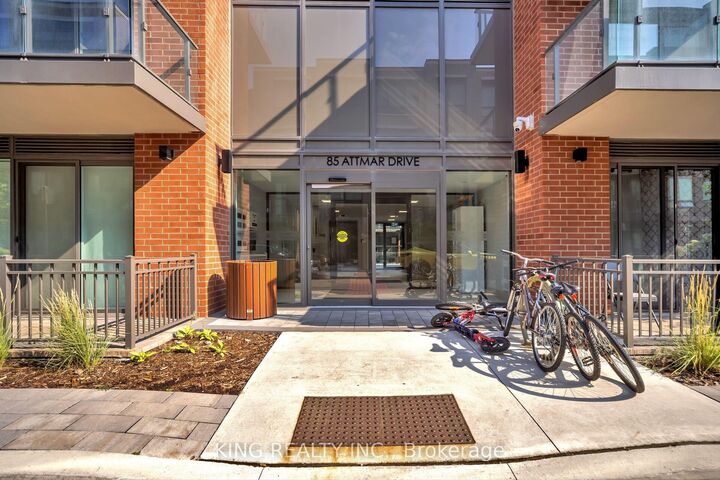 Property Photo: 85 Attmar Drive 337 ON L6P 0Y6