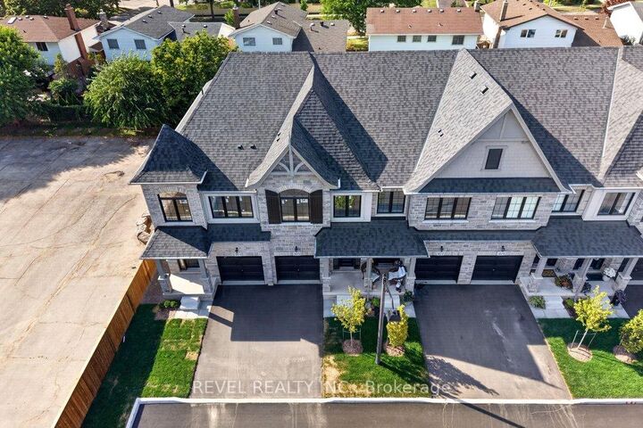 Property Photo:  3175 Maplehill Drive  ON L7N 2W3 