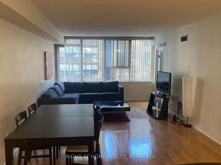 Property Photo:  45 Carlton Street 408  ON M5B 2H9 