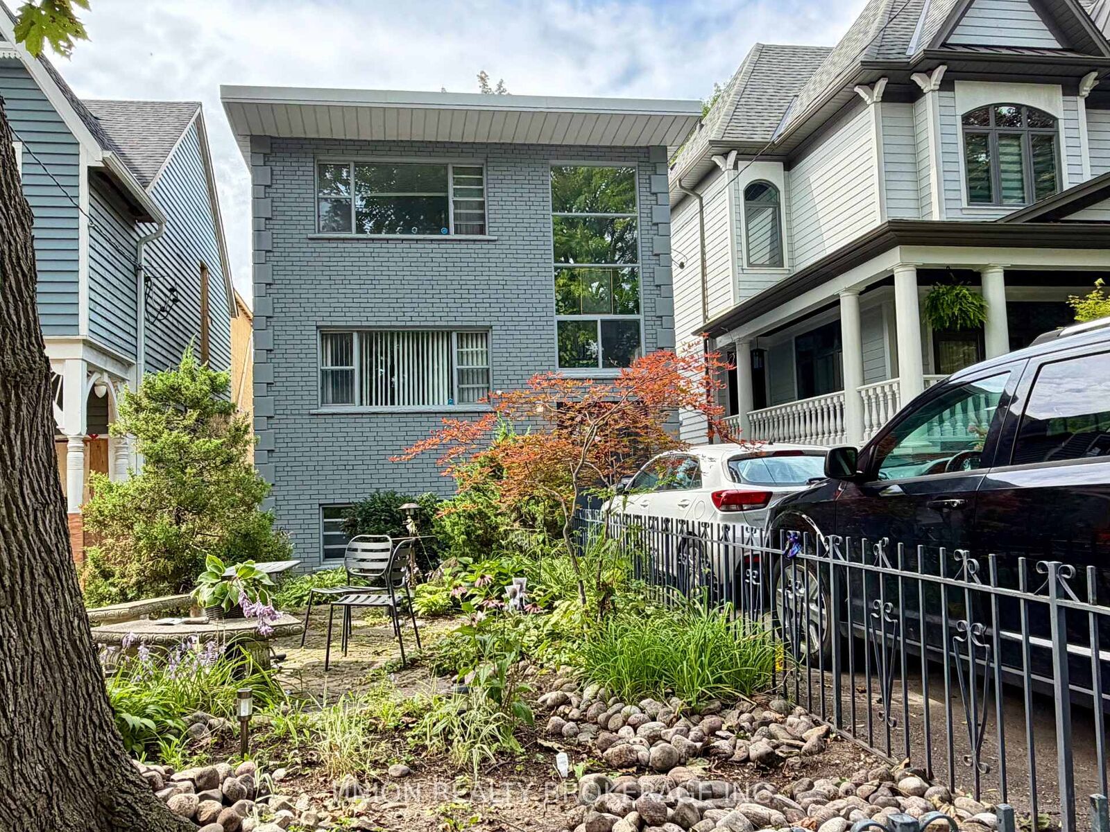 Property Photo:  36 Balsam Avenue Upper  ON M4E 3B4 