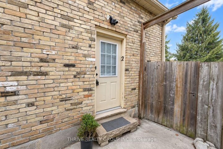 Property Photo:  162 Tecumseh Avenue E Upper  ON N6C 1S4 