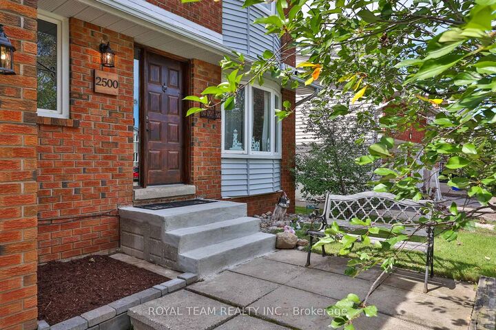 Property Photo:  2500 Lloyd Street  ON L9S 2H1 