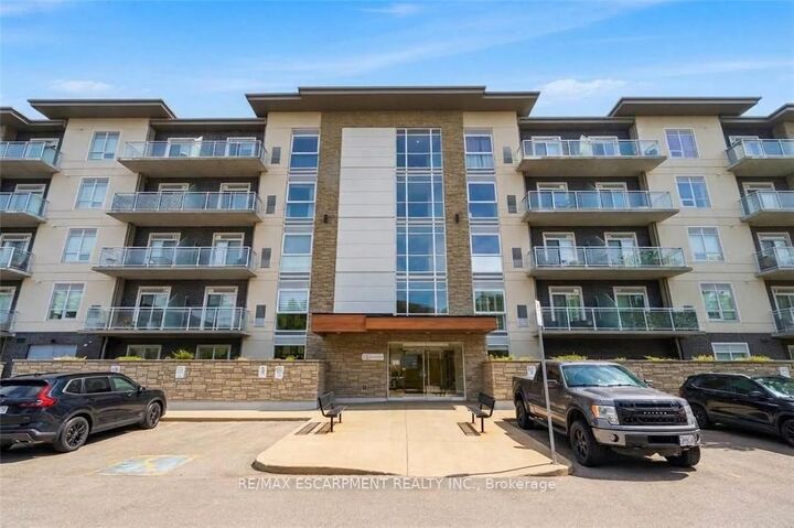 Property Photo:  16 Markle Crescent 413  ON L9G 0H4 