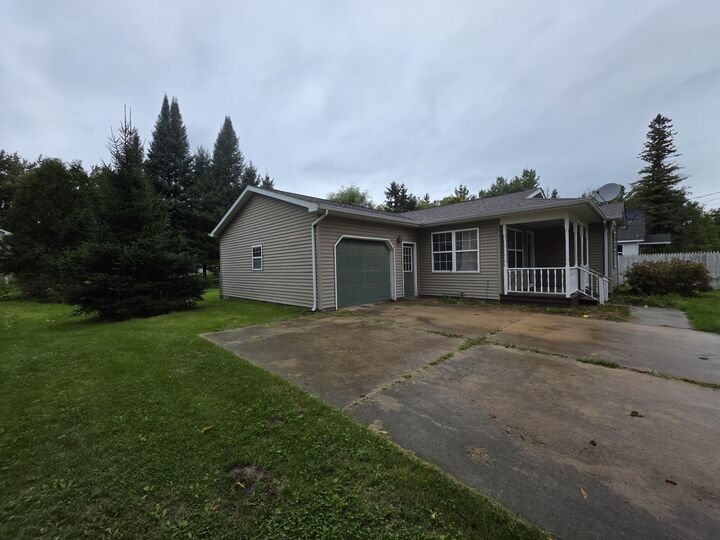 Property Photo:  441 N Elizabeth Street  MI 49746 