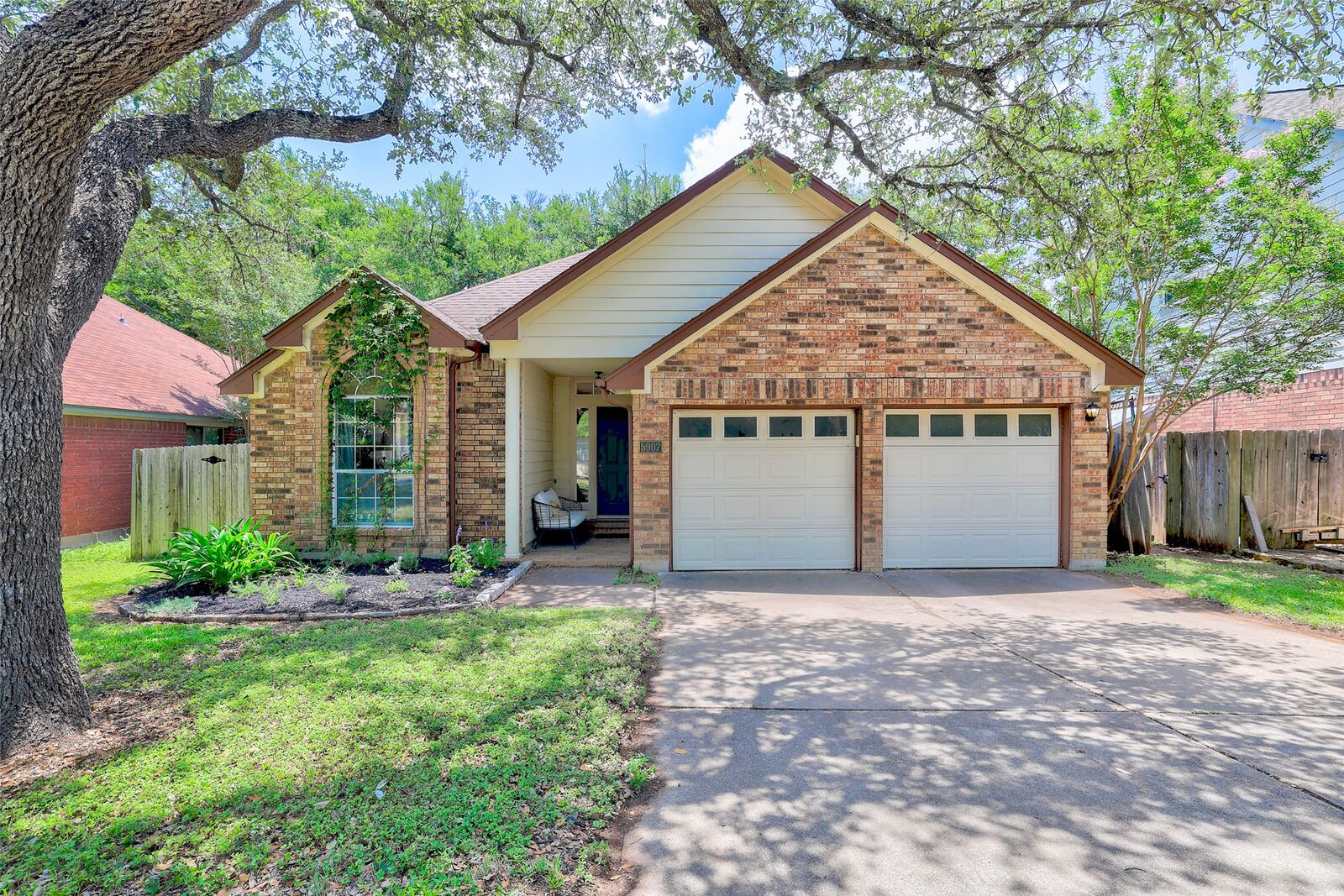 Property Photo:  5907 Shanghai Pierce Road  TX 78749 