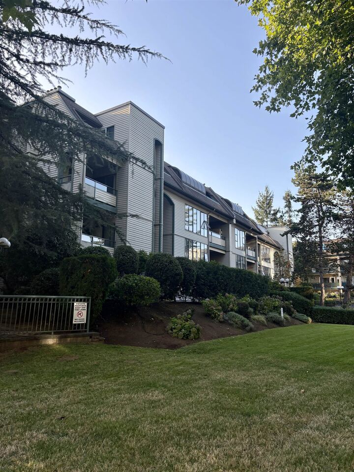 Property Photo:  2925 Glen Drive 308  BC V3B 7H9 