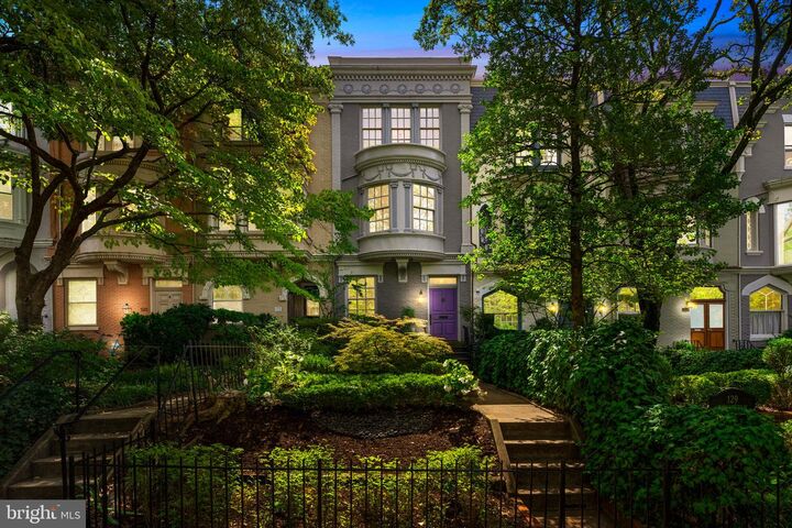 Property Photo:  131 North Carolina Avenue SE  DC 20003 