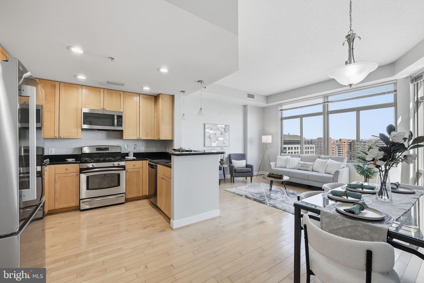 Property Photo: 3650 S Glebe Road 1145 VA 22202