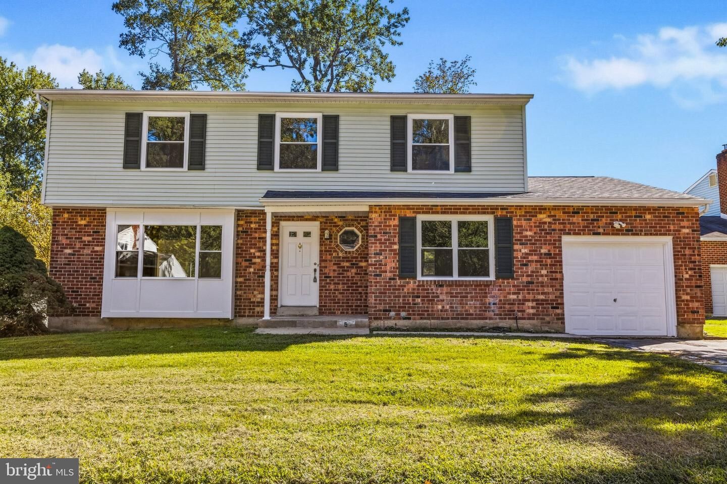Property Photo: 5 Firethorn Court DE 19711