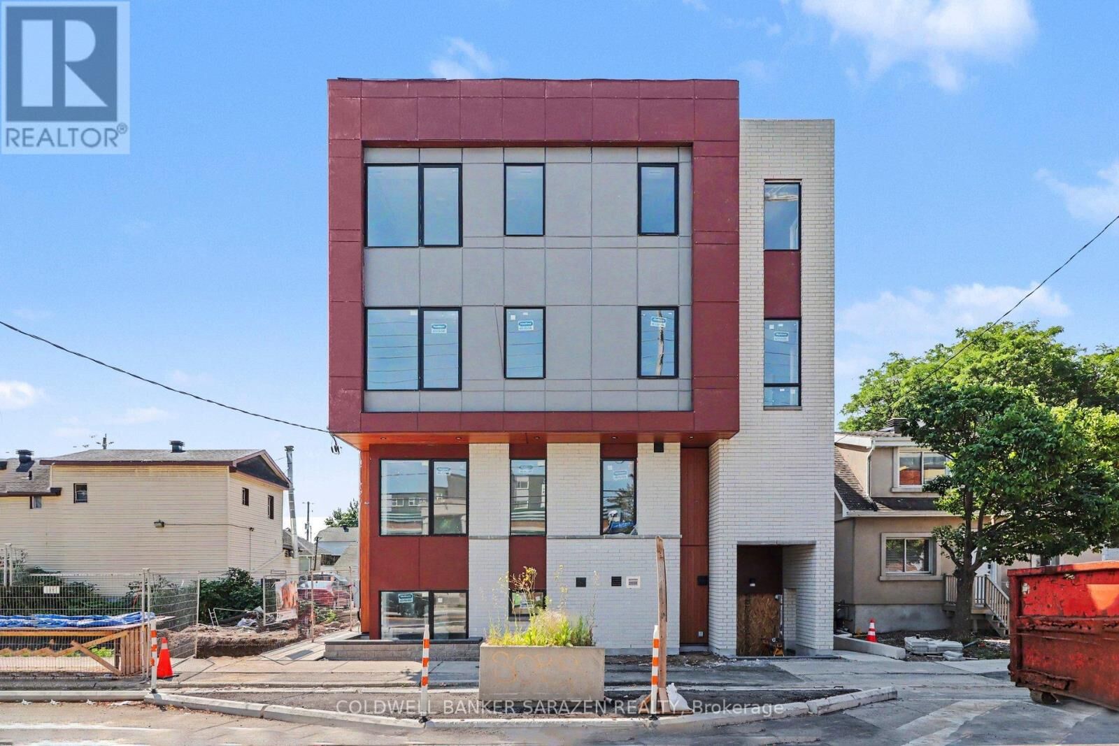 Property Photo:  42 McArthur Avenue 102  ON K1L 6R2 