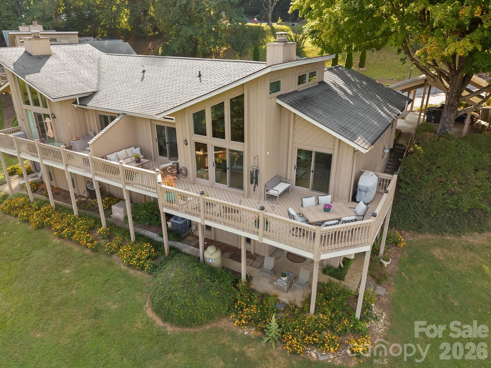 Property Photo:  116 Country Ridge Road  NC 28739 
