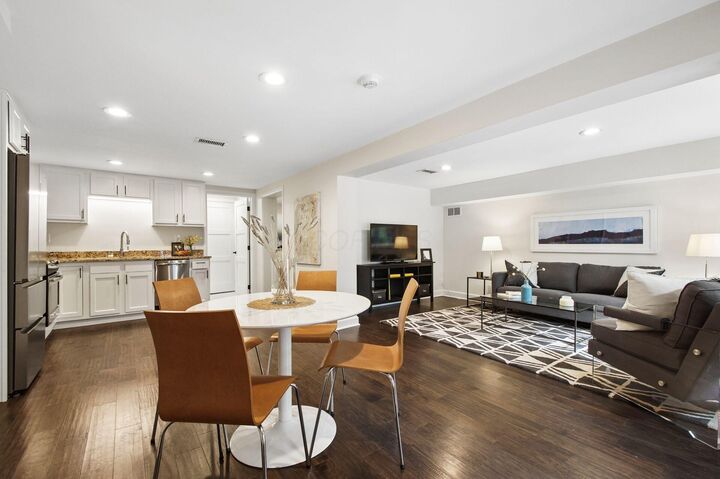 Property Photo:  2109 W 5th Avenue  OH 43212 