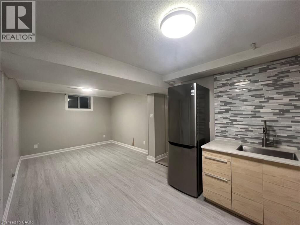 Property Photo:  5002 Willowood Drive Basement  ON L5R 3R5 