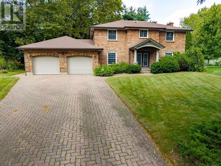Property Photo:  16 Willowdale Court  ON L3E 0J3 