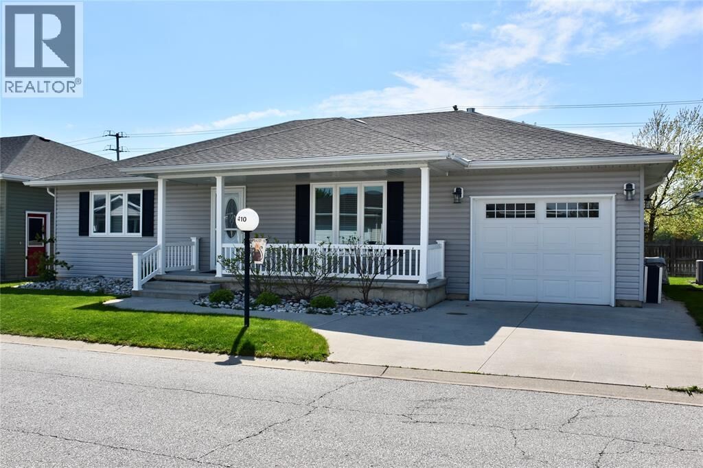 Property Photo:  5600 Blackwell Sideroad 410  ON N7W 0A9 